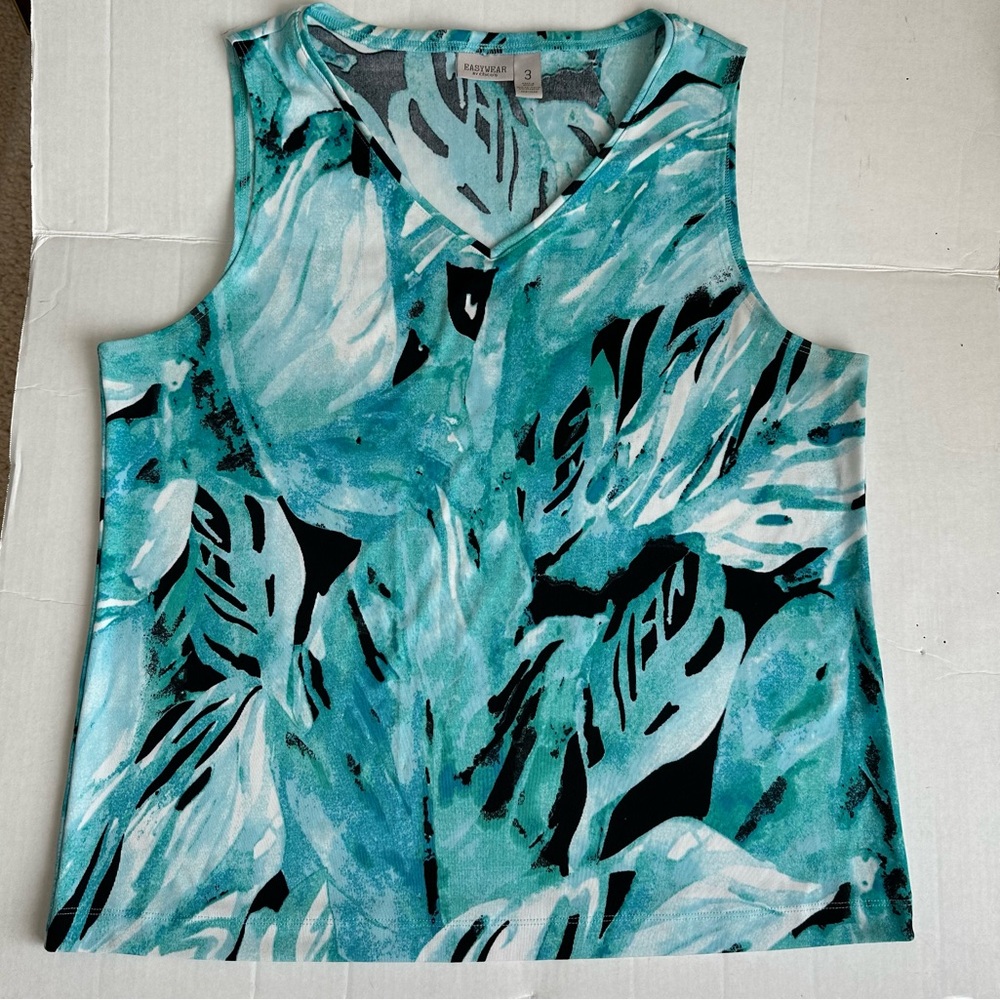 Chico’s Easy Wear Tropical Leaf-Print V-Neck Sleeveless Tank Size XL